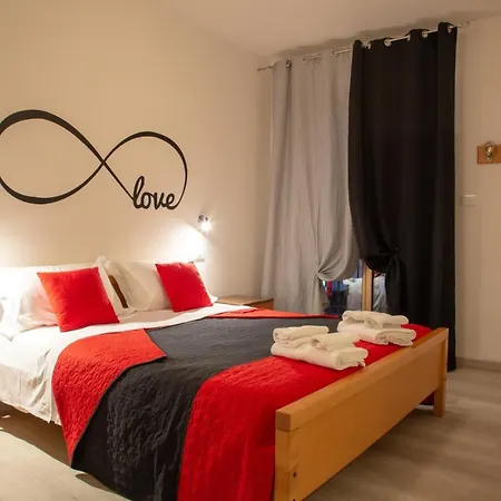 Infinity Hotel