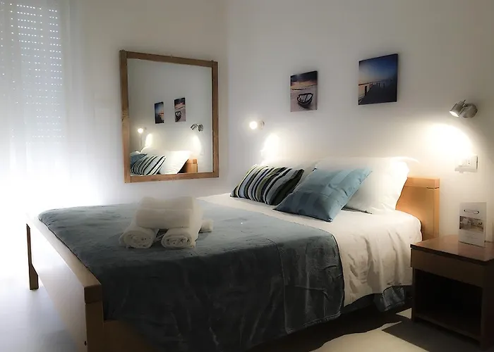 Ξενοδοχείο Infinity 2*