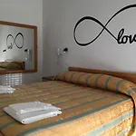 Hotel Infinity 2*