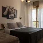 Infinity Hotel 2*