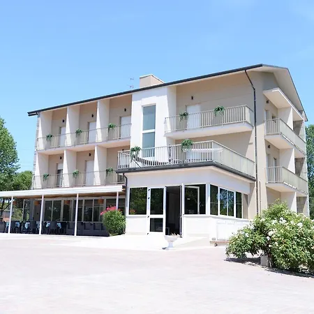 Hotel Infinity