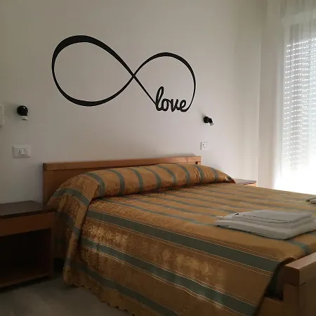 Hotel Infinity
