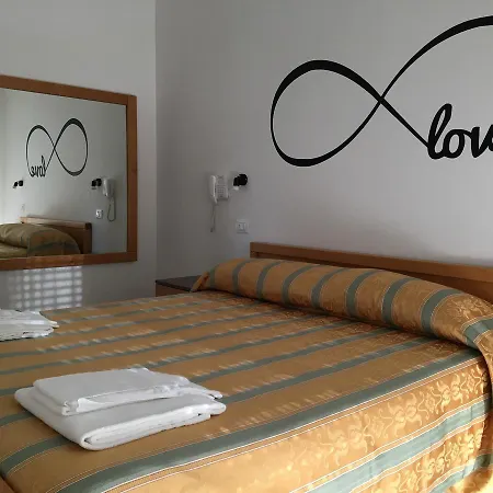 Hotel Infinity 2*