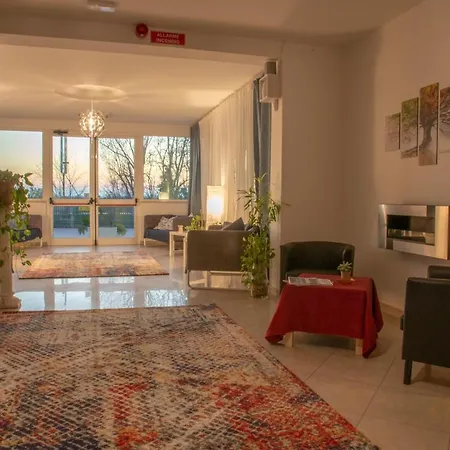 Infinity 2* チェルヴィア